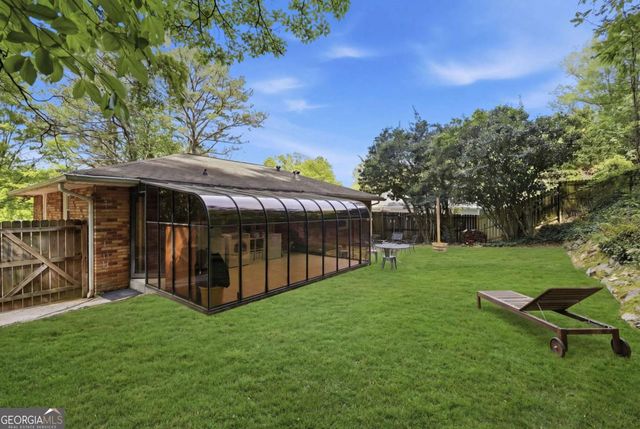 898 Scott Circle, Decatur, GA 30033