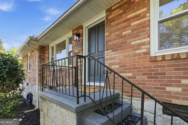 898 Scott Circle, Decatur, GA 30033