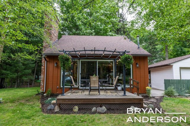 11575 Pheasant Drive, Belvidere Twp, MI 48850