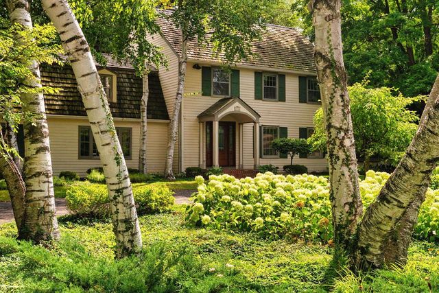 1914 Eastwood Avenue, Janesville, WI 53545