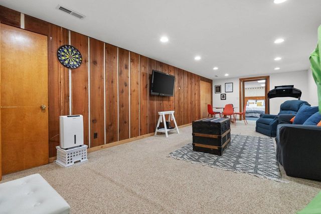 1914 Eastwood Avenue, Janesville, WI 53545