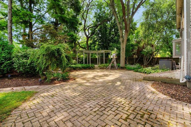 1914 Eastwood Avenue, Janesville, WI 53545