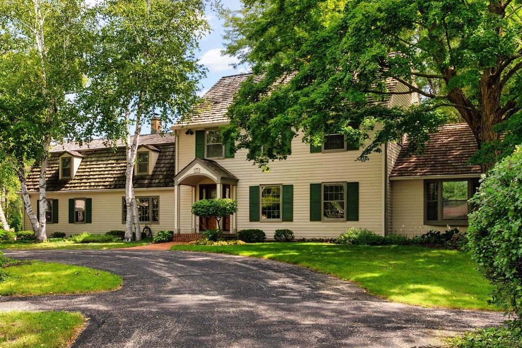 1914 Eastwood Avenue, Janesville, WI 53545