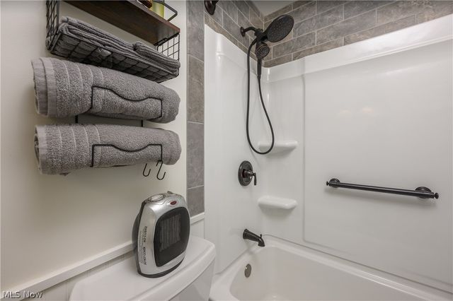 460 Layden Avenue, Canal Fulton, OH 44614