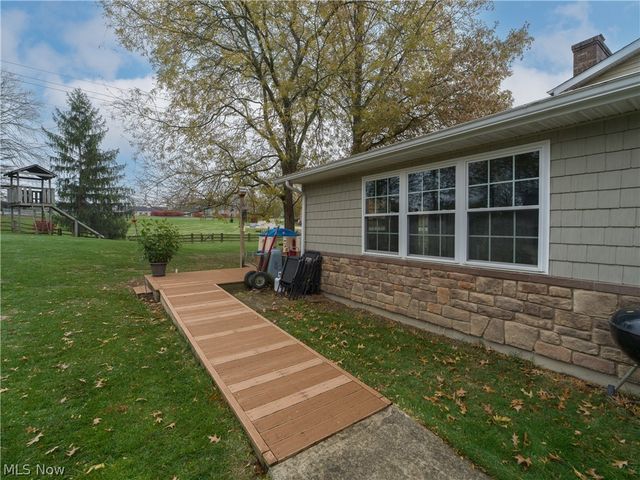 460 Layden Avenue, Canal Fulton, OH 44614