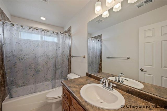 1054 MARIE LN, Cheyenne, WY 82009
