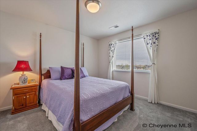 1054 MARIE LN, Cheyenne, WY 82009