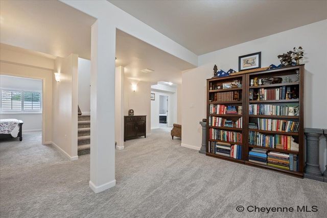 1054 MARIE LN, Cheyenne, WY 82009