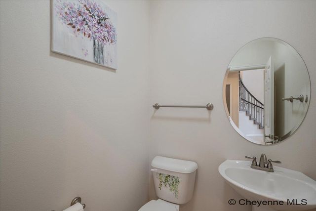 1054 MARIE LN, Cheyenne, WY 82009