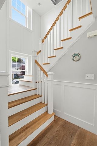15 Bellevue Rd, Quincy, MA 02171