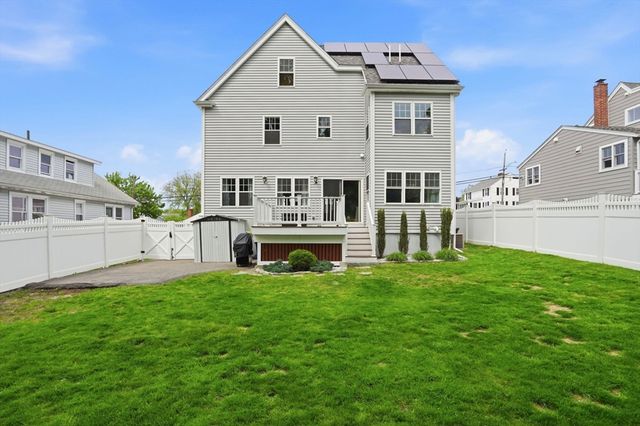 15 Bellevue Rd, Quincy, MA 02171