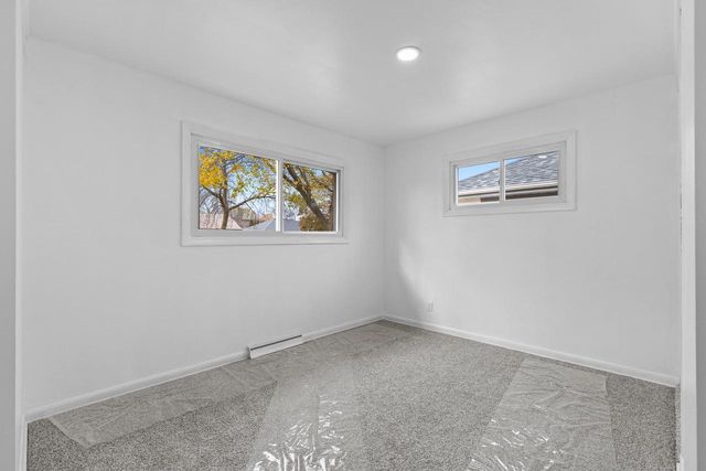 4062 S Troy AVENUE, Saint Francis, WI 53235