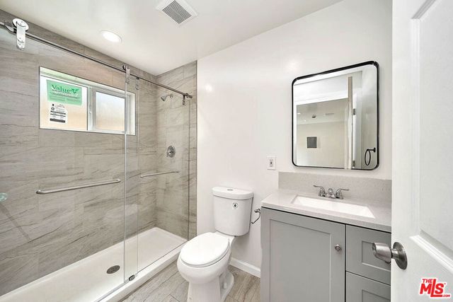 310 N St Andrews Place, Los Angeles, CA 90004