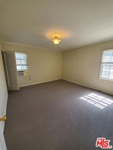 310 N St Andrews Place, Los Angeles, CA 90004