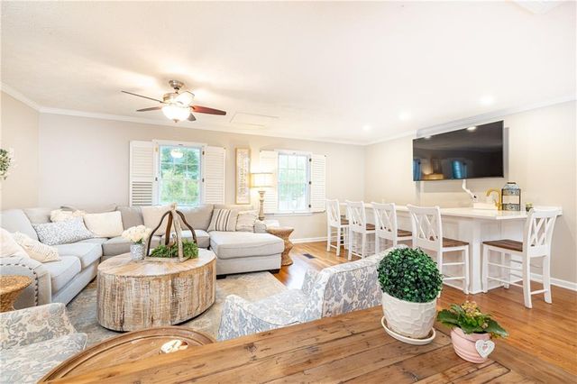 4748 Karls Gate Drive, Marietta, GA 30068
