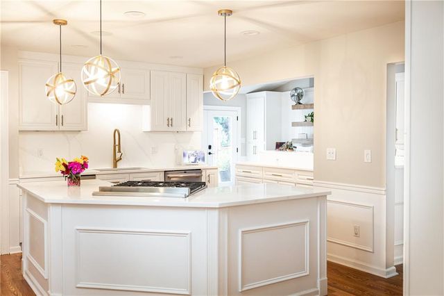 4748 Karls Gate Drive, Marietta, GA 30068