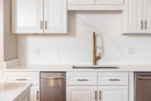 4748 Karls Gate Drive, Marietta, GA 30068