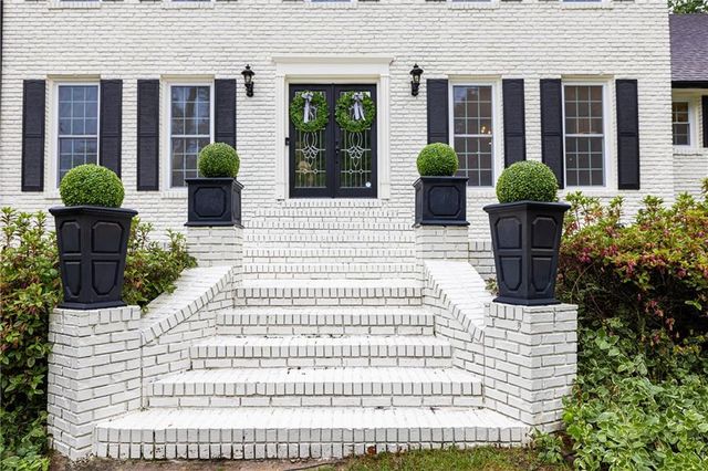 4748 Karls Gate Drive, Marietta, GA 30068