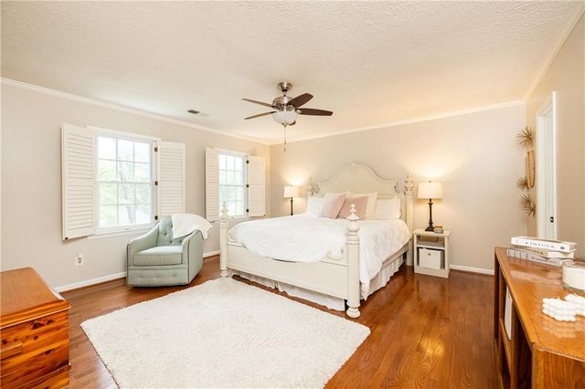 4748 Karls Gate Drive, Marietta, GA 30068
