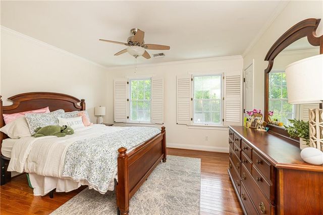 4748 Karls Gate Drive, Marietta, GA 30068