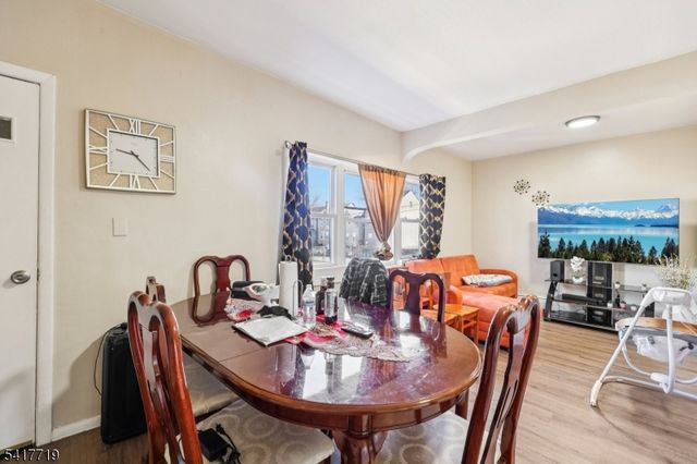 108 E Main St, Paterson City, NJ 07522