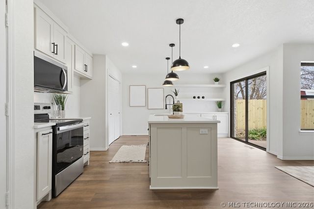 1604 N Hickory Court, Broken Arrow, OK 74012