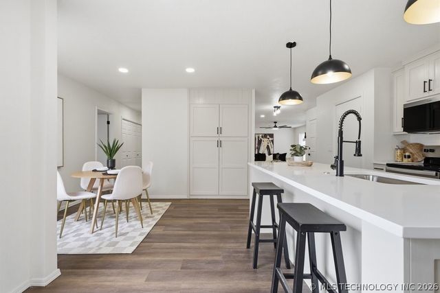 1604 N Hickory Court, Broken Arrow, OK 74012