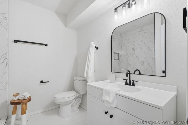 1604 N Hickory Court, Broken Arrow, OK 74012