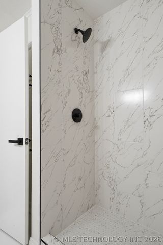 1604 N Hickory Court, Broken Arrow, OK 74012