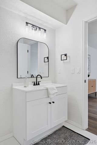 1604 N Hickory Court, Broken Arrow, OK 74012