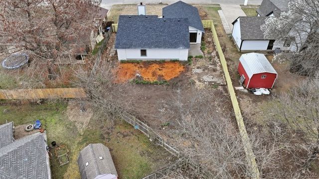 1604 N Hickory Court, Broken Arrow, OK 74012