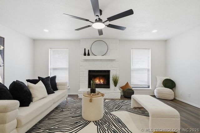 1604 N Hickory Court, Broken Arrow, OK 74012