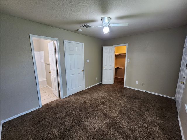 1429 E Robert Street, Fort Worth, TX 76104