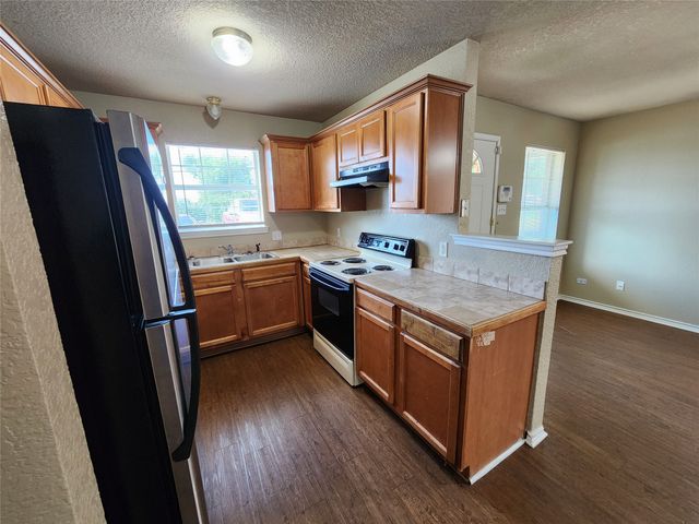 1429 E Robert Street, Fort Worth, TX 76104