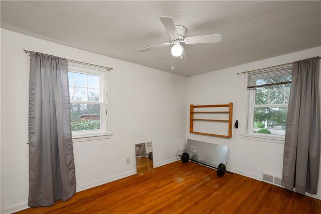 155 Shanor Hts, Center Twp, PA 16001