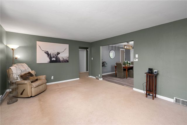 155 Shanor Hts, Center Twp, PA 16001