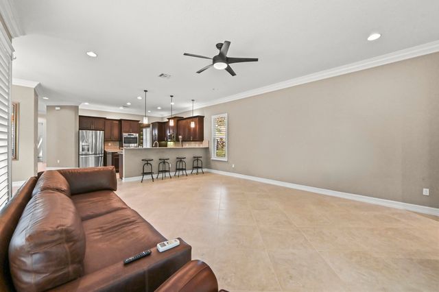 7735 Eden Ridge Way, Palm Beach Gardens, FL 33412
