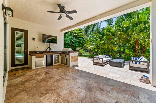 7735 Eden Ridge Way, Palm Beach Gardens, FL 33412