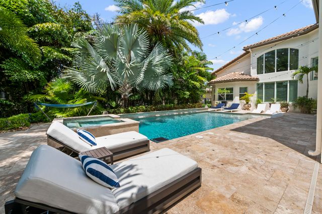 7735 Eden Ridge Way, Palm Beach Gardens, FL 33412