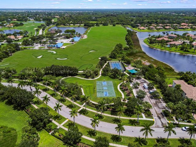 7735 Eden Ridge Way, Palm Beach Gardens, FL 33412