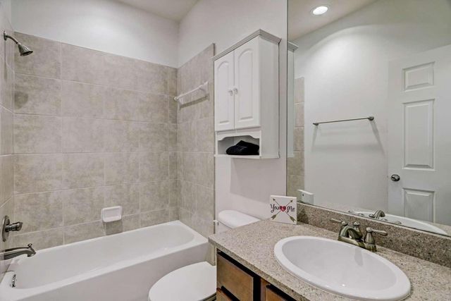 3001 Murworth Drive 302, Houston, TX 77025