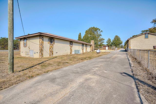 5974 Deans Bridge Road, Blythe, GA 30805