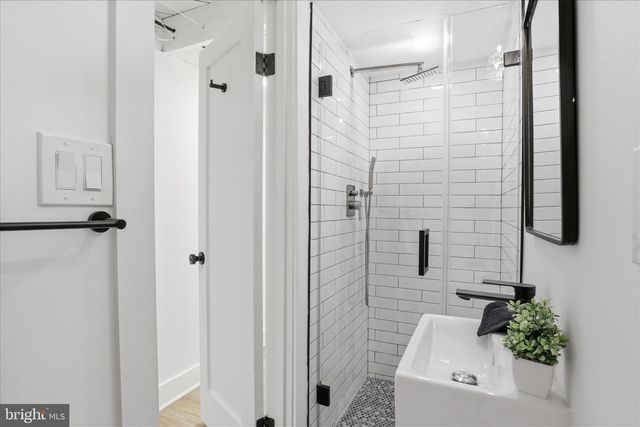 4918 4TH ST NW, Washington, DC 20011