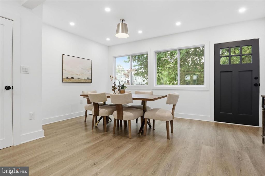 Image 10 of property listing at 4918 4TH ST NW, Washington, DC 20011
