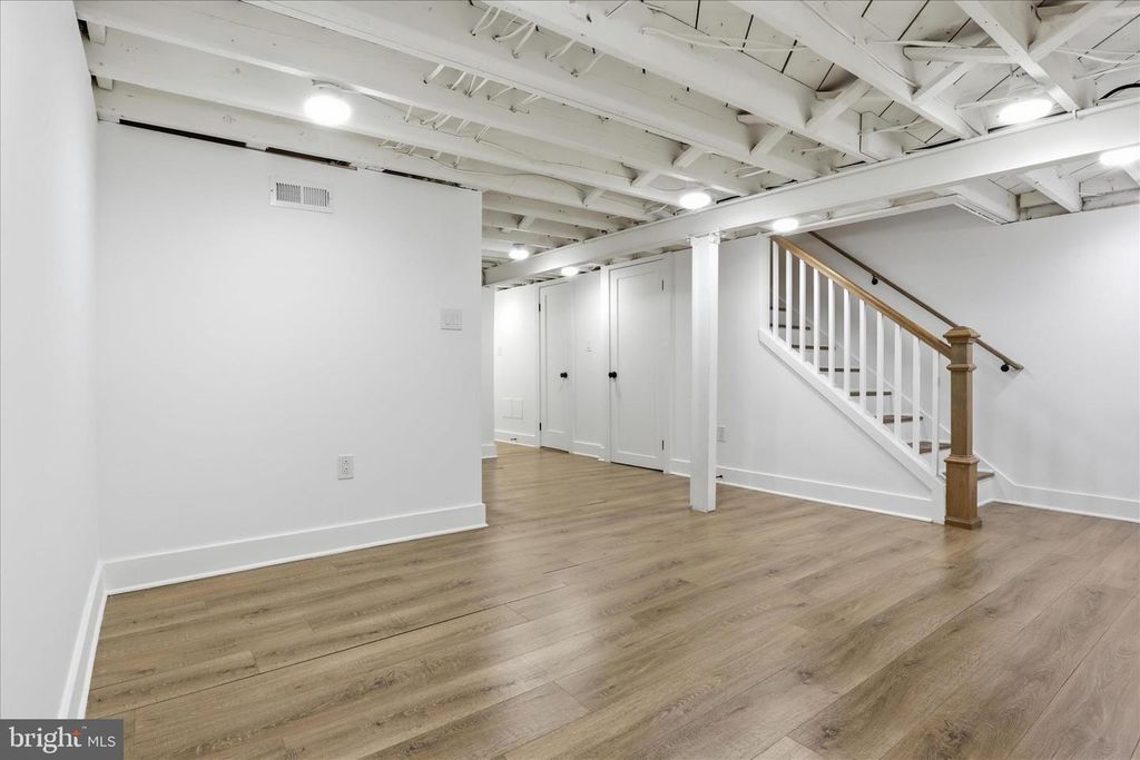 Image 27 of property listing at 4918 4TH ST NW, Washington, DC 20011