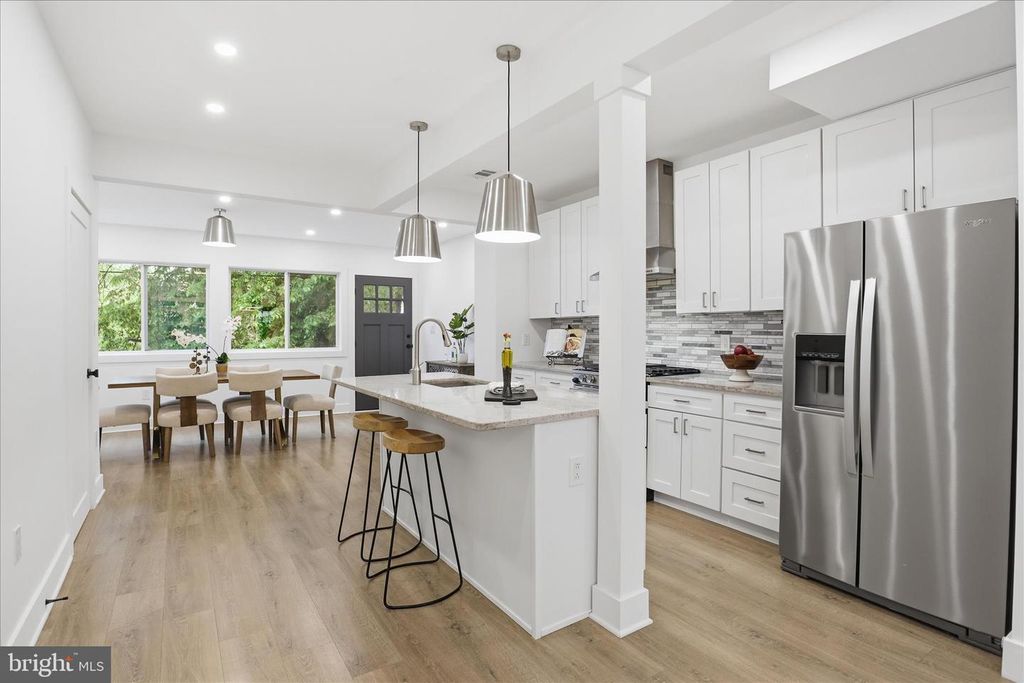 Image 5 of property listing at 4918 4TH ST NW, Washington, DC 20011
