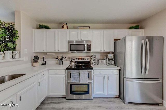 2477 E Meadow Land Drive, San Tan Valley, AZ 85140