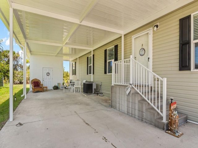 309 Mockingbird Avenue, Fort Pierce, FL 34982