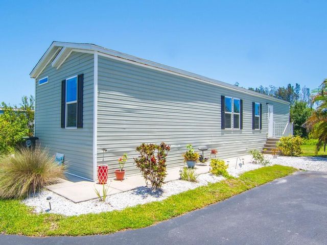 309 Mockingbird Avenue, Fort Pierce, FL 34982