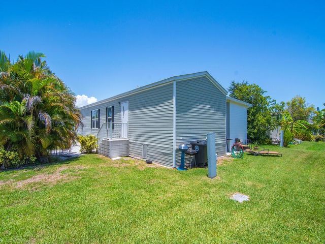 309 Mockingbird Avenue, Fort Pierce, FL 34982